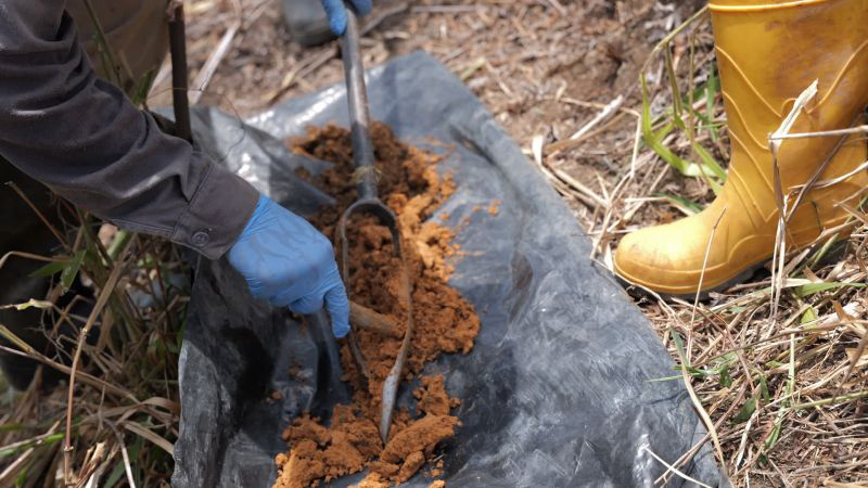 digging